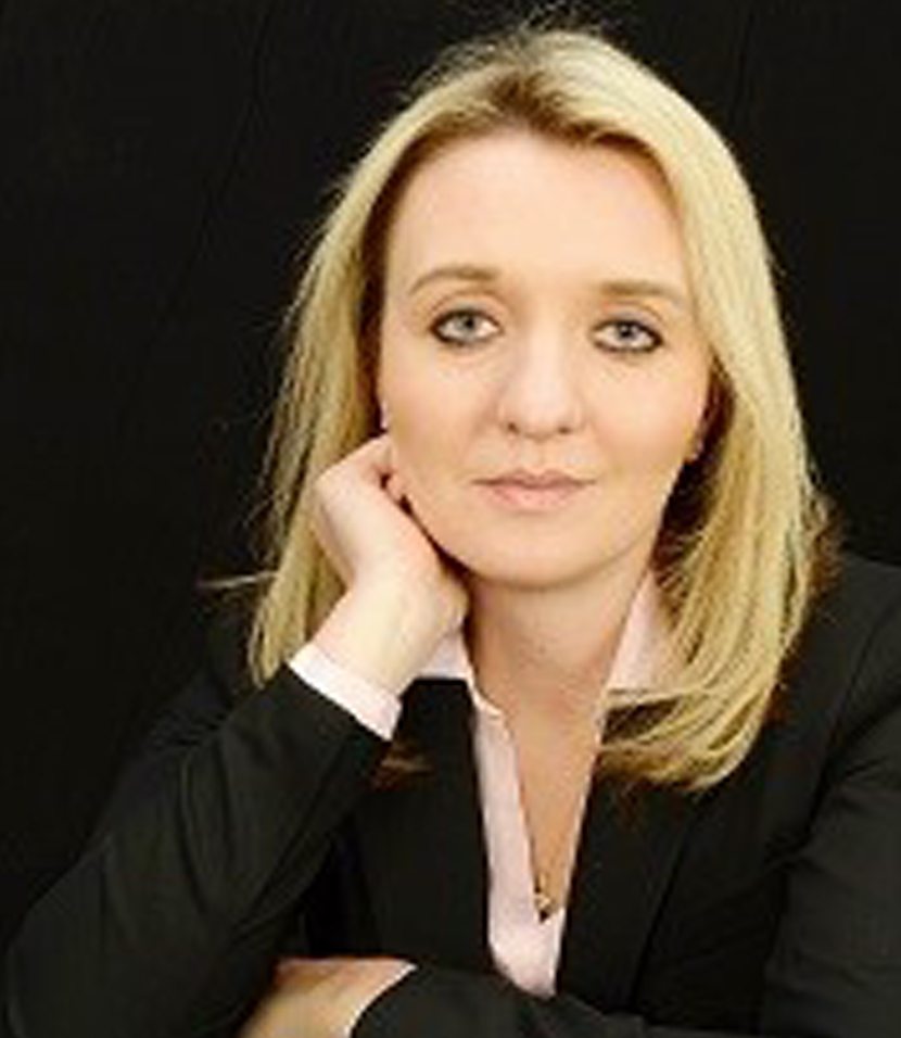 >Olesja Hull